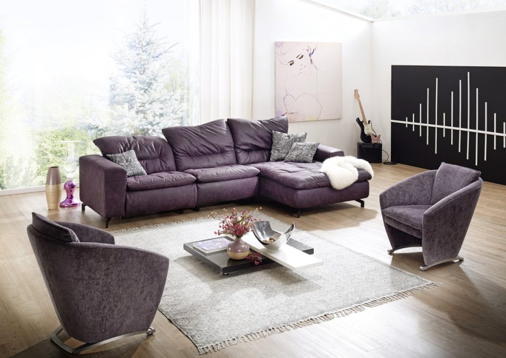 Upholstery work in Winona: 3 regional contact points